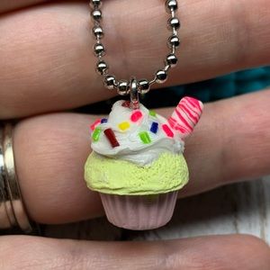 🧁Handmade Polymer Clay Cupcake Necklace🧁